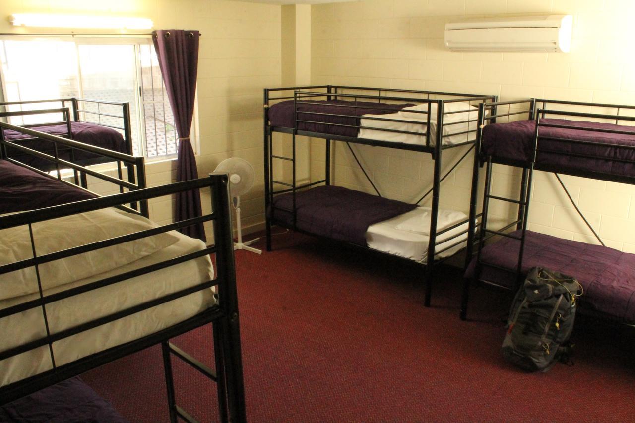 Foreign Exchange Accommodation-Beachside Townsville Extérieur photo